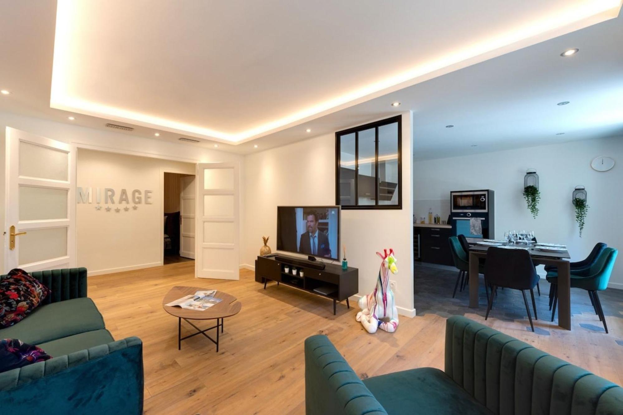 Le Mirage Luxury T4 Avec Garage Apartamento Annecy Exterior foto